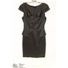 Image 1 : SIZE MEDIUM BLACK SATIN FINISH CAP SLEEVE DRESS