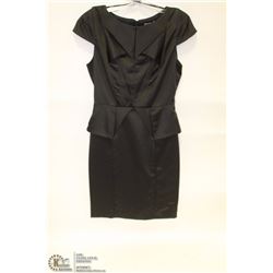 SIZE LARGE BLACK SATIN FINISH CAP SLEEVE DRESS