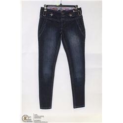 BOOMBOOM JEANS SIZE 1 TRIPLE BUTTON FLY JEGGING