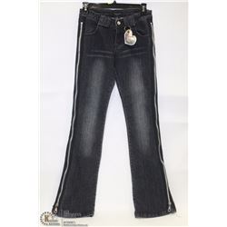 PUUWAI JEANS SIZE 3 FLARE CUT MED HIGH RISE ZIPPER