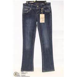 NISSI JEANS SIZE 11 MED LOW RISE BOOT CUT