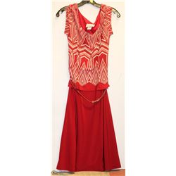 SIZE 2XL MAROON/BEIGE SLEEVELESS SCOOP NECK DRESS