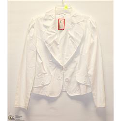 SIZE SMALL WHITE RUFFLED LAPEL WITH BUTTON ACCENTS