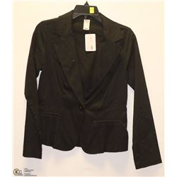SIZE MEDIUM BLACK BLAZER WITH FAUX FRONT POCKET