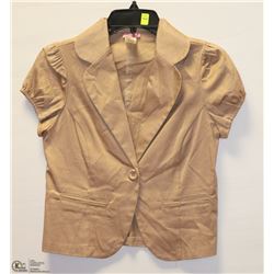SIZE MEDIUM BEIGE CAP SLEEVE JACKET
