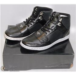 MENS HIGHTOP BLACK WOVEN SIZE 8.5 BY CREATIVE
