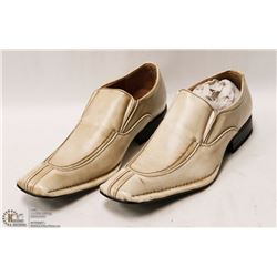 MENS CREAM/BURNT CREAM ACCENT DRESS SHOES SIZE 6.5