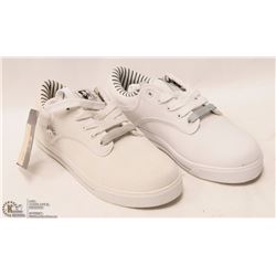 UNISEX SPECTRO BRAND HIGHTOP SNEAKER