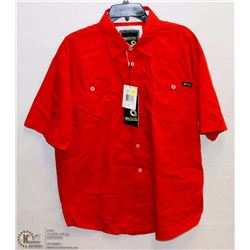 MENS SIZE 3 XLARGE RED SHORTSLEEVE BUTTON DOWN