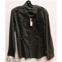 MENS SIZE LARGE LONG SLEEVED BUTTON DOWN