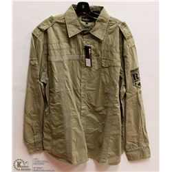 MENS SIZE 3 XLARGE LONG SLEEVED BUTTON DOWN