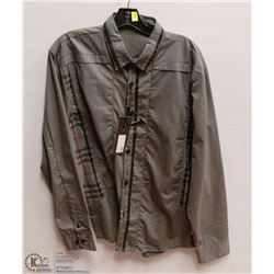 MENS SIZE X LARGE LONG SLEEVED BUTTON DOWN