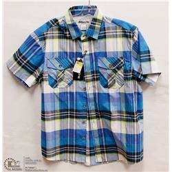 MENS SIZE LARGE SHORT SLEEVED BUTTON DOWN