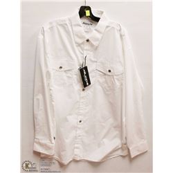 MENS SIZE 2 XLARGE LONG SLEEVED BUTTON DOWN