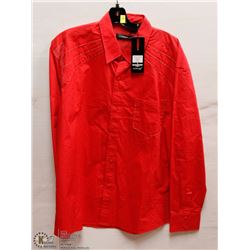 MENS SIZE 2 XLARGE LONG SLEEVED BUTTON DOWN