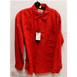MENS SIZE 2 XLARGE LONG SLEEVED BUTTON DOWN