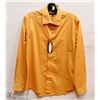 Image 1 : MENS SIZE MEDIUM LONG SLEEVED BUTTON DOWN