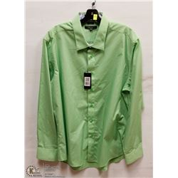 MENS SIZE 2 XLARGE LONG SLEEVED BUTTON DOWN
