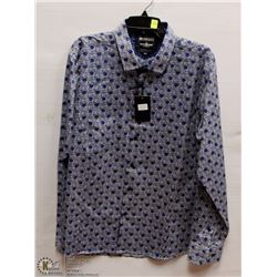 MENS SIZE 2 XLARGE LONG SLEEVED BUTTON DOWN