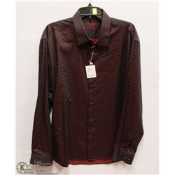MENS SIZE XLARGE LONG SLEEVED BUTTON DOWN