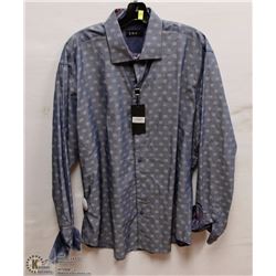 MENS SIZE 2 XLARGE LONG SLEEVED BUTTON DOWN