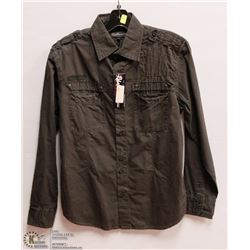 MENS SIZE SMALL LONG SLEEVE BUTTON DOWN