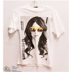 MENS SIZE SMALL TITS PALM TREE SHADES T-SHIRT