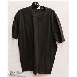 MENS SIZE 2 XLARGE SOFT BLACK T-SHIRT