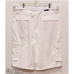 MENS SIZE 42 WHITE LONG CARGO SHORTS