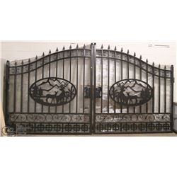 SET OF NEW 14' DEER SCENE ACREAGE GATES