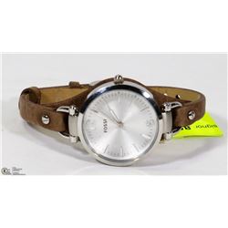 NEW LADIES LEATHER BAND FOSSIL WATCH