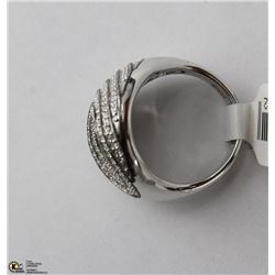 50)14KT WHITE GOLD WITH 184 DIAMONDS RING SIZE 7