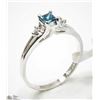 Image 3 : 4) 14KT WHITE GOLD BLUE & 2 WHITE DIAMOND RING