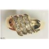 Image 1 : 20) 10KT YELLOW GOLD DIAMOND CHANNEL SET RING