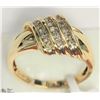 Image 2 : 20) 10KT YELLOW GOLD DIAMOND CHANNEL SET RING