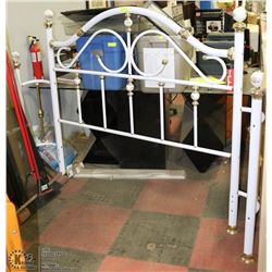 QUEEN/KING METAL HEADBOARD