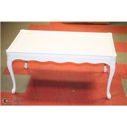 VINTAGE WHITE COFFEE TABLE. 36X20X18