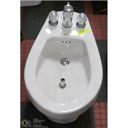 PORCELAIN MANSFIELD BIDET WITH TAPS