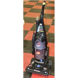 BISSELL 12AMP UPRIGHT VACUUM