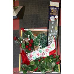 BOX OF CHRISTMAS DECORATIONS INCL SET OF LIGHTS