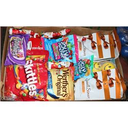 FLAT OF ASSORTED CANDIES