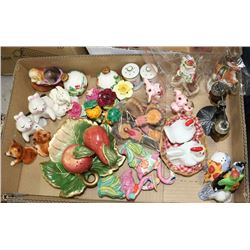 LOT OF SALT & PEPPER SHAKERS