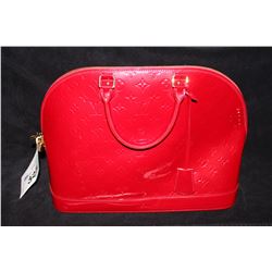 LOUIS VUiTTON RED HANDBAG