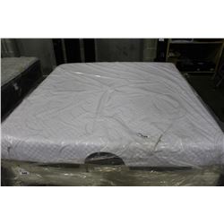 SERTA KING SIZED ICOMFORT MEMORY FOAM MATTRESS