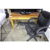 Image 1 : DESK, OFFICE CHAIR, EMPTY GUITAR CASE