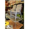 Image 1 : PATIO TABLE AND 6 CHAIRS AND UMBRELLA