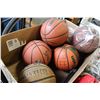 Image 2 : BOX OF SPORTS BALLS