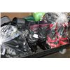 Image 1 : 2 PAIRS OF ROLLER BLADES AND SNOWBOARD BOOTS