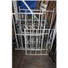 Image 1 : LOT OF METAL GATES AND GRATES