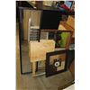 Image 1 : TWO MIRRORS FOLDING TV TRAY AND PRINT